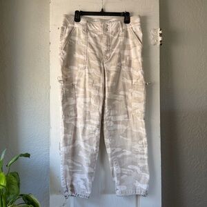 Democracy “Ab” solution Camo Cargo Pants 14 White Beige Neutral Utility Ankle